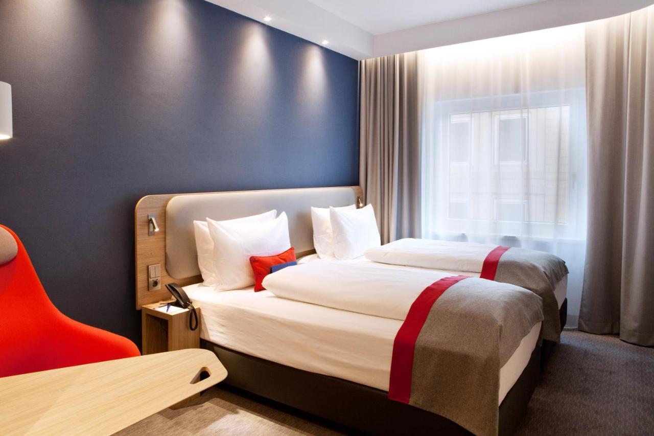 Holiday Inn Express - Goeppingen By Ihg מראה חיצוני תמונה