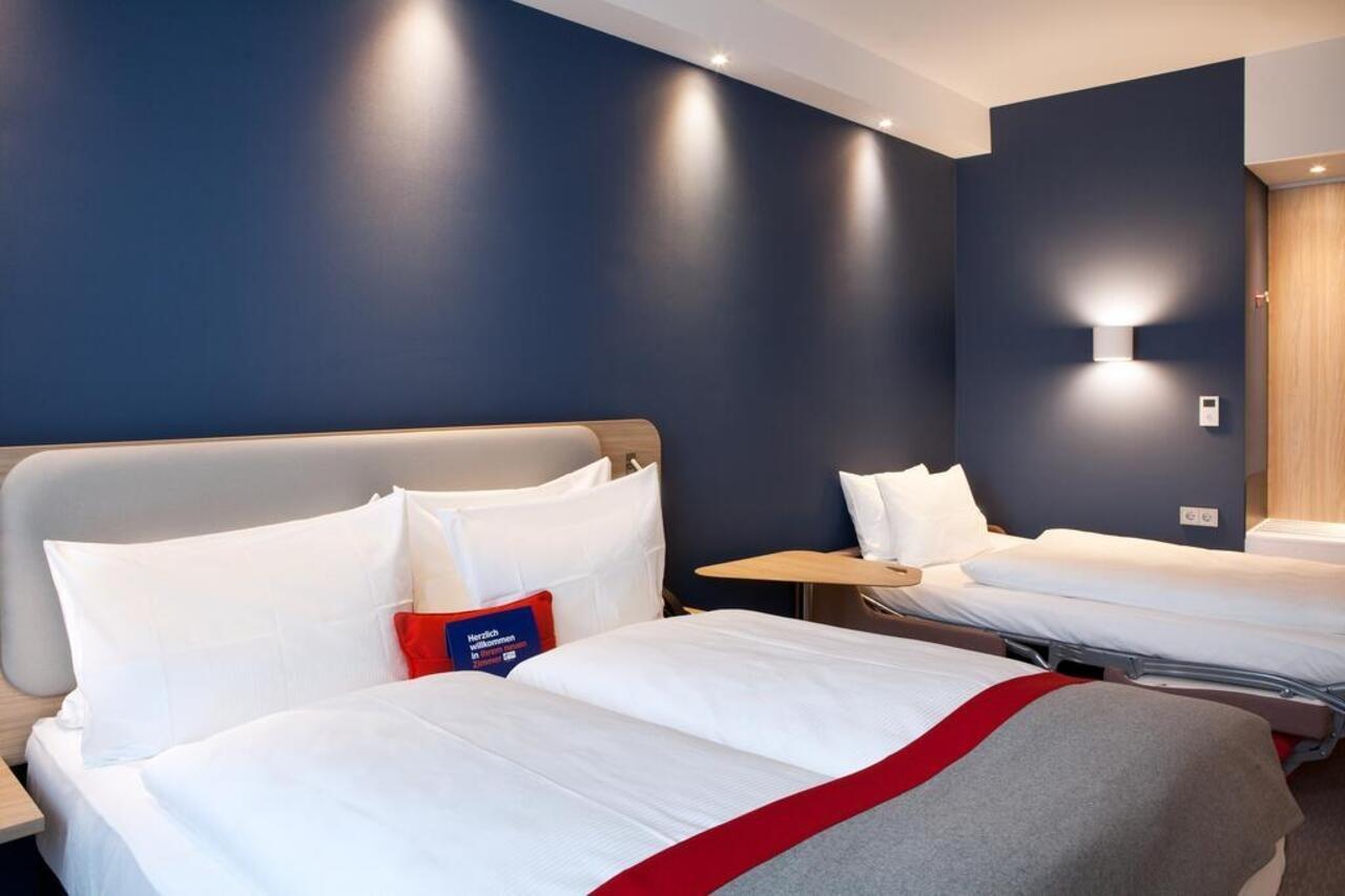 Holiday Inn Express - Goeppingen By Ihg מראה חיצוני תמונה
