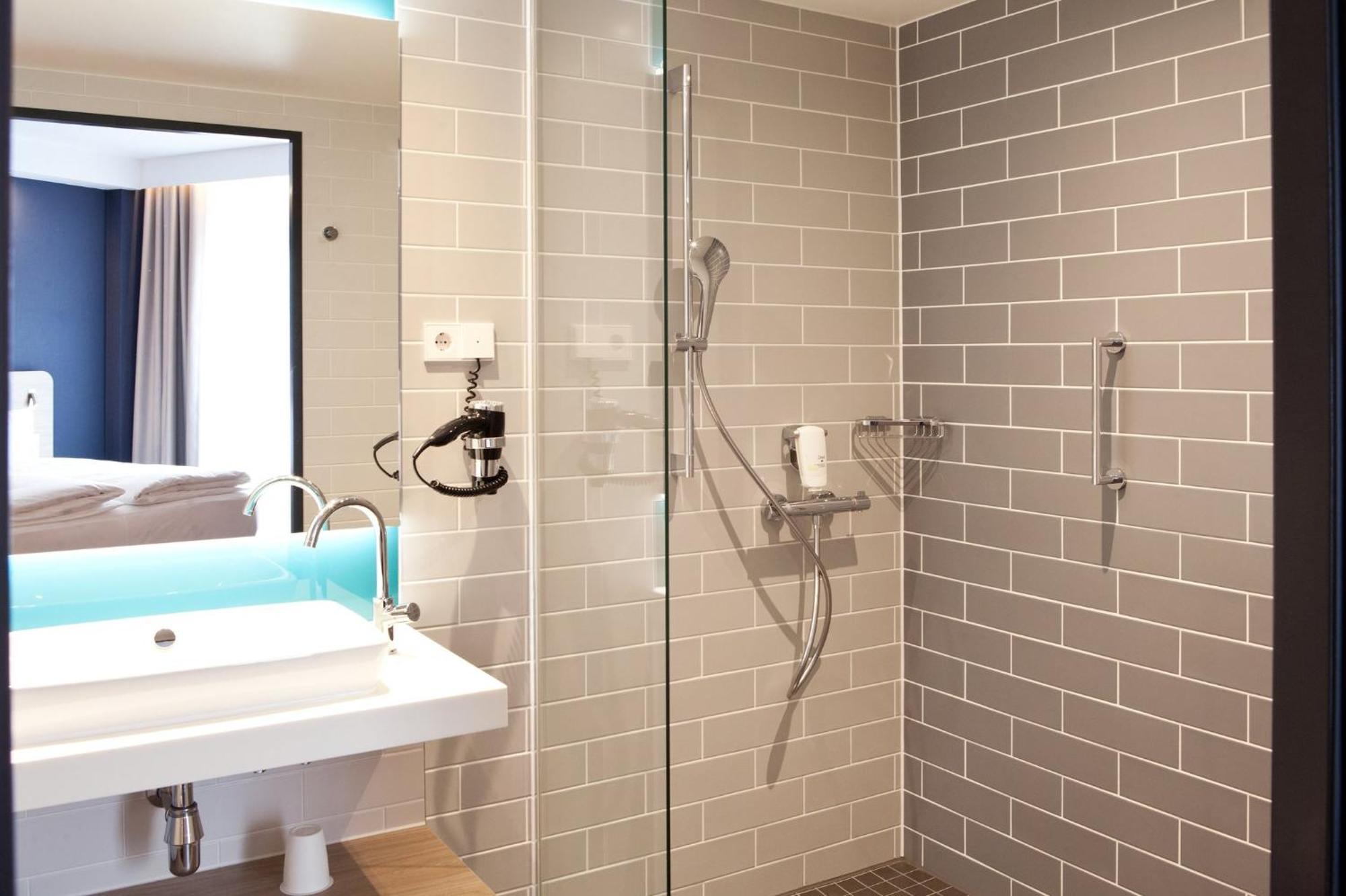 Holiday Inn Express - Goeppingen By Ihg מראה חיצוני תמונה