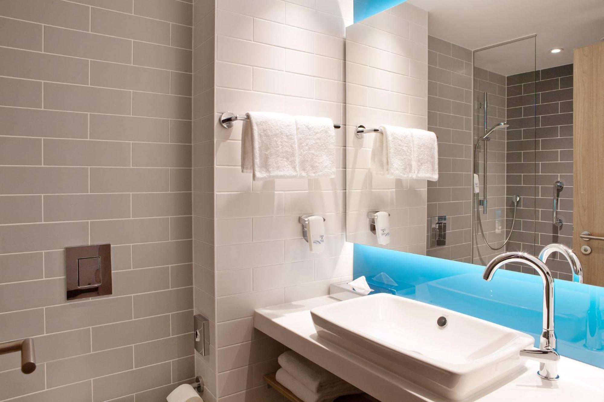 Holiday Inn Express - Goeppingen By Ihg מראה חיצוני תמונה