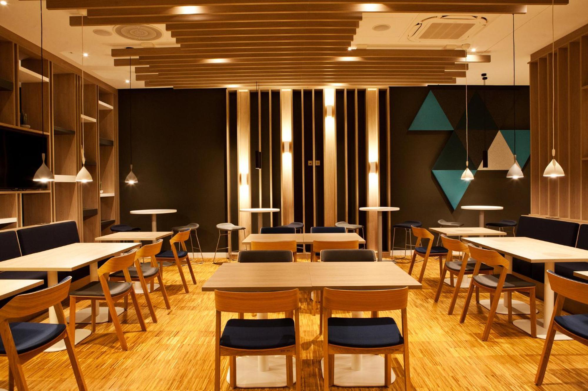 Holiday Inn Express - Goeppingen By Ihg מראה חיצוני תמונה